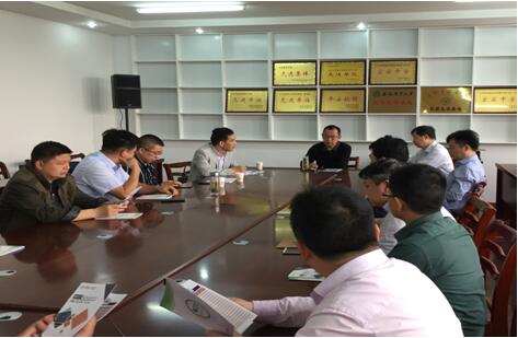 779cn太阳集团招生宣传工作组与宏实中学校领导及高三年级班主任开展座谈